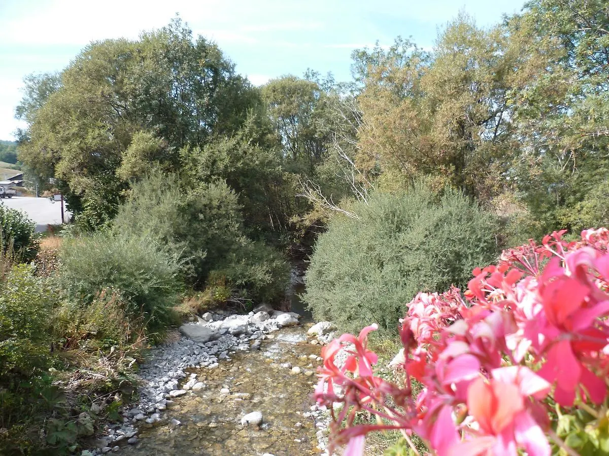 Residence Les Ecrins Ancelle 2*,